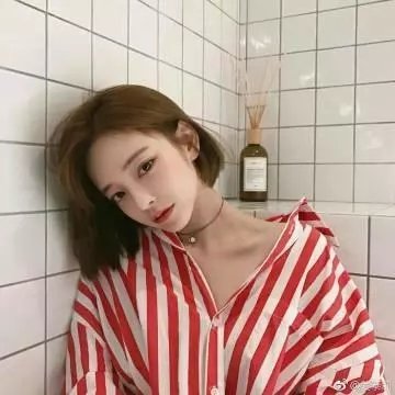 布劳涅森林的女人们